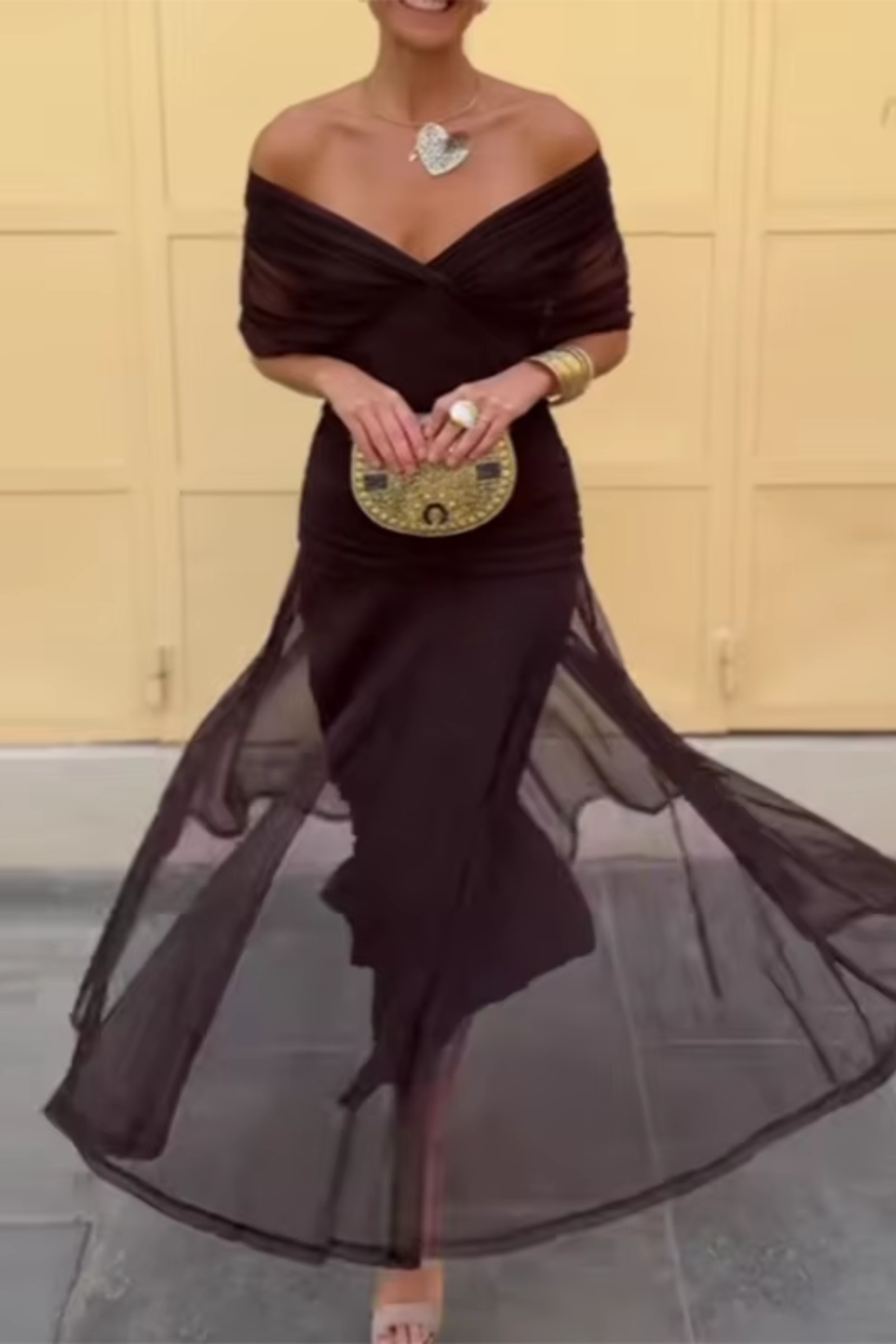 Louise | Elegant V-Neck Maxi Dress