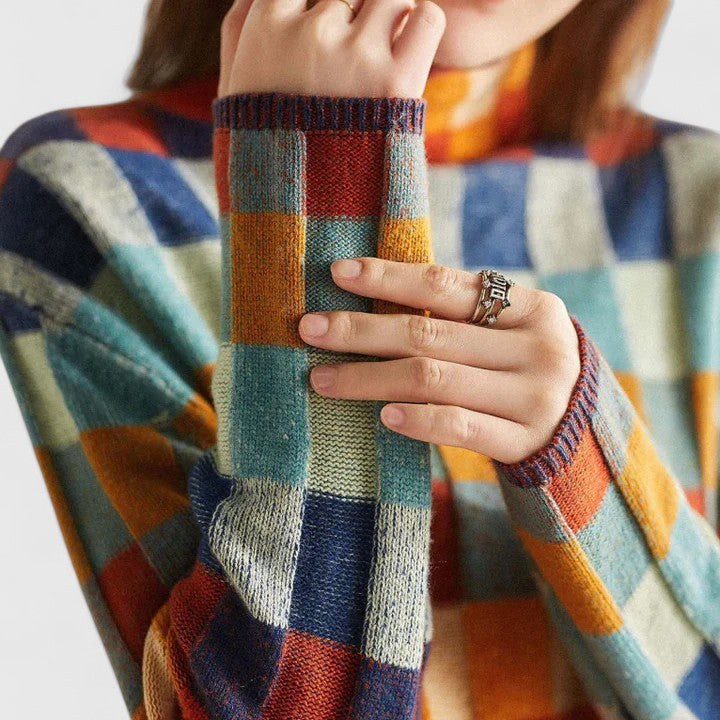 ANGELA – CHECKERBOARD SWEATER